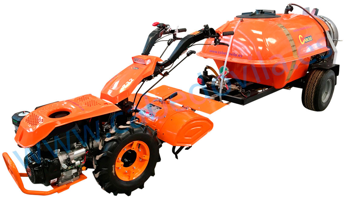 Turbo Atomizador agrícola Kabetur, está pensado para que lo arrastre también un motocultor.